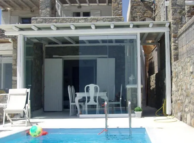 Admiralty House * Agios Ioannis Diakoftis