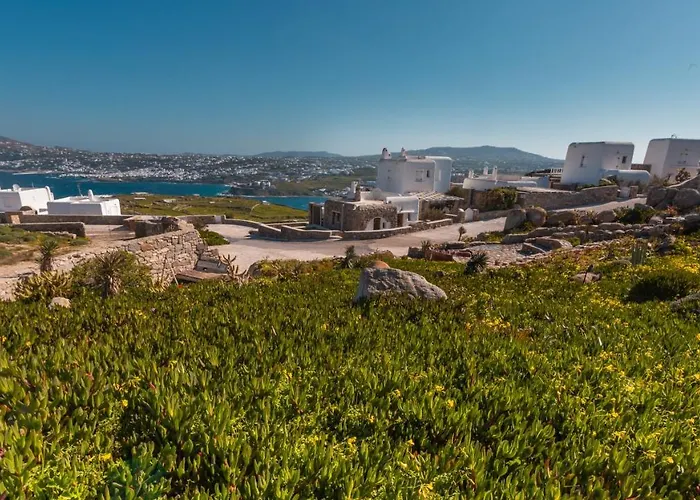 Admiralty House * Agios Ioannis Diakoftis